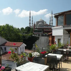 Hotel Agora Boutique & Bistro